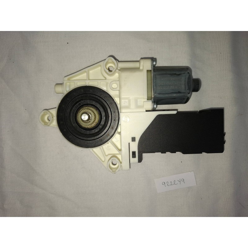 MOTEUR LEVE-VITRE PEUGEOT 407