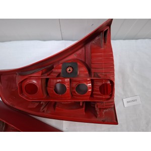 FEUX ARRIERE RENAULT CLIO
