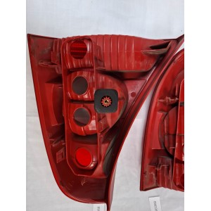 FEUX ARRIERE RENAULT CLIO