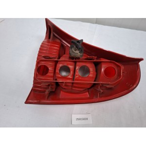 FEUX ARRIERE RENAULT CLIO