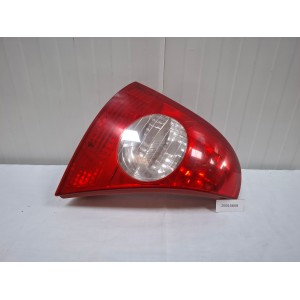 FEUX ARRIERE RENAULT CLIO