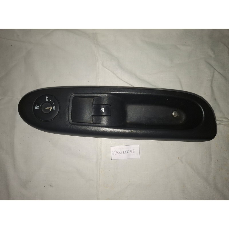 COMMANDE LEVE VITRE RENAULT CLIO